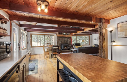 Sherwood Forest House | Cabin in Blue River with Amazing Views!
