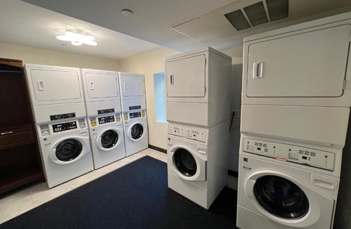 Hawthorne Hotel | Candlewood Suites LAX Hawthorne by IHG