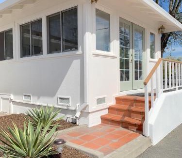 Calistoga Hotel | Carlin's Cottage Court