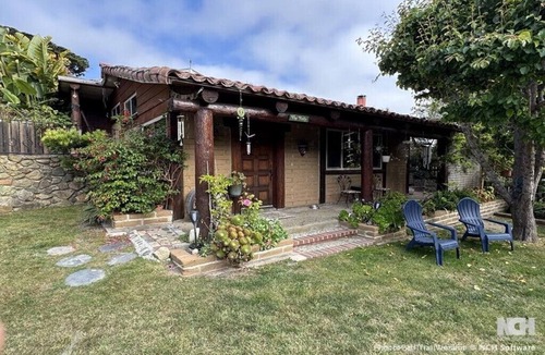 Hatton Fields Cabin | Carmel Cozy Cabin, close to everything Carmel!
