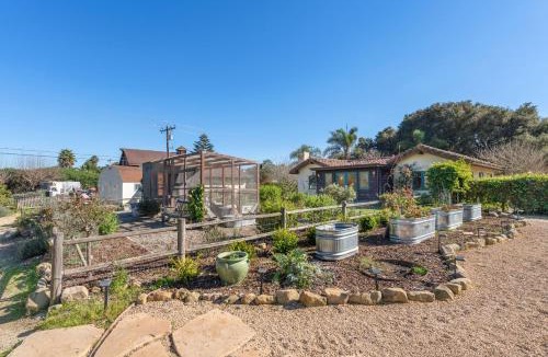 Santa Barbara House | Casa de Isabelle Spanish Farmstay | The Chosen Collection