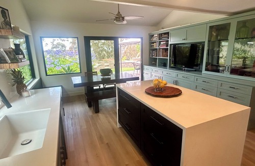 Solana Beach House | Casa Sharman in Solana Beach welcomes you to live with ease and joy.