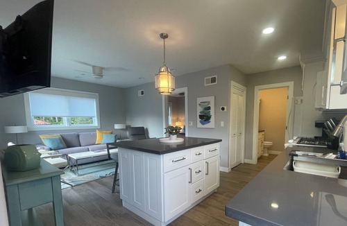 Avalon Apartment | Catalina Haven - Private, Unique Guest House with views in Avalon