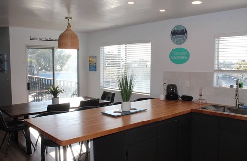 Cayucos House | Cayucos Terrace Treasure: 3 bedroom with great patio with ocean views