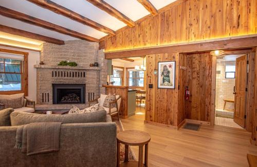 Timberland House | Cedar Cottage