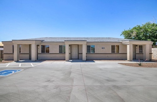 Kingman House | Centrally Located 1 Bed 1 Bath Home-Brand New
