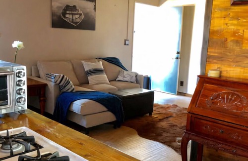 Costa Mesa Apartment | Charming 1-bedroom apartment in the heart of Costa Mesa