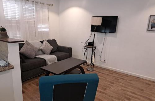 Beverly Hills Apartment | Charming 1 bedroom apt in Beverly Hills