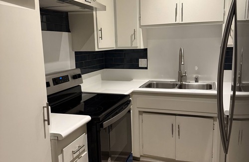 Beachwood Canyon Apartment | Charming 1-bedroom apartment in enchanting Beachwood Canyon