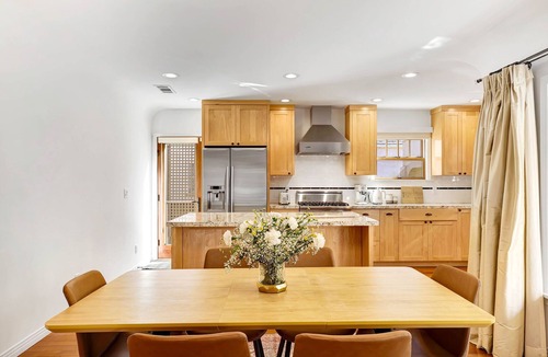 Sherman Oaks House | Charming 2BR.2BA Spanish Style House Great Location Free Parking