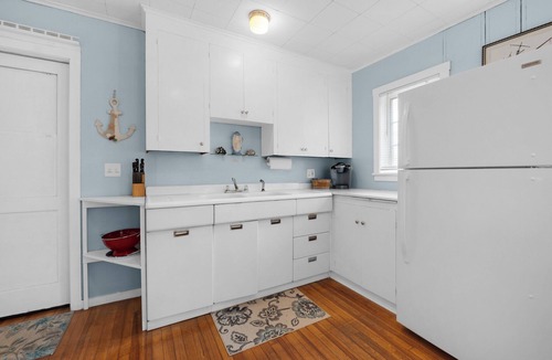 Sunset Beach Cabin | Charming Beachouse Getaway on Historic Sunset Beach