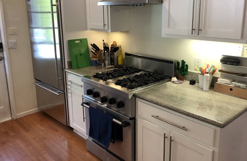 Warm Sands House | Charming & beautiful bungalow - walk to downtown