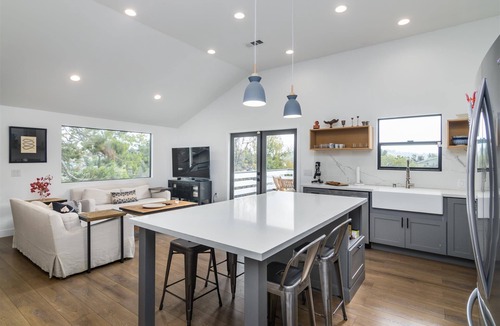 Eagle Rock House | Charming Flora-Filled Home in Highland Park