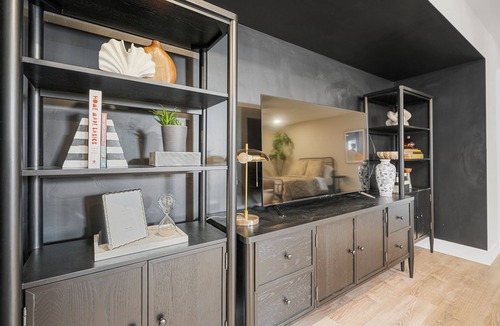 Turlock Apartment | Charming professionally designed studio in pleasant Turlock