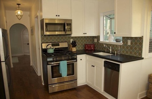 Laguna Beach Cottage | Charming Remodeled Historical Cottage 2 Blocks to Beach & Town