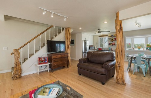 Durango House | Charming retreat close to downtown, hiking, lakes, 3 acre and private