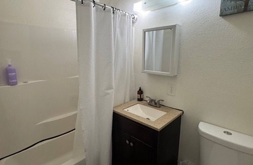 Gaslamp Quarter Apartment | Charming Studio close to convention center with AC