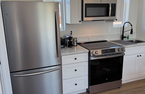 Carlsbad Apartment | Charming studio in awesome Carlsbad with WiFi, AC