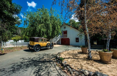 Fairfield House | Chateau in the Vineyard