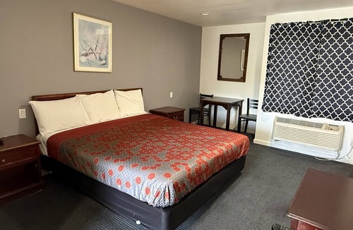 Eastside Hotel | CHERRY MOTEL