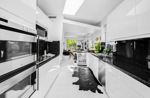 Tri-West House | Chic Gated W Hollywood 3BD Villa w/Pool, Hot tub & Guest House