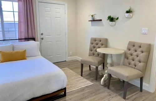 Westminster House | Chic Master Bdrm w/ Private Bath and Entry