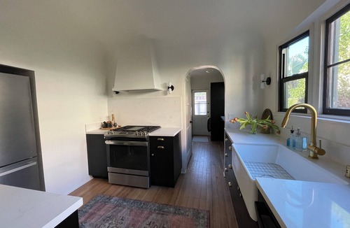 El Miradero House | Classic charm meets California cool in this cozy 1930's Spanish bungalow.