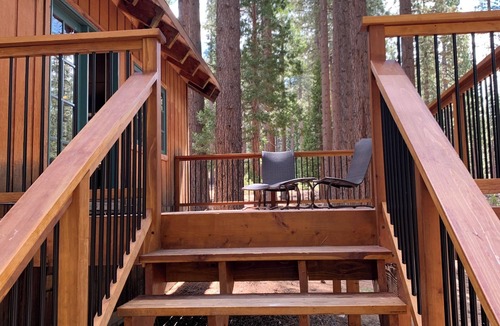 South Lake Tahoe Cabin | Classic Tahoe charm on National Forest. Close to Heavenly, hot tub/dog friendly
