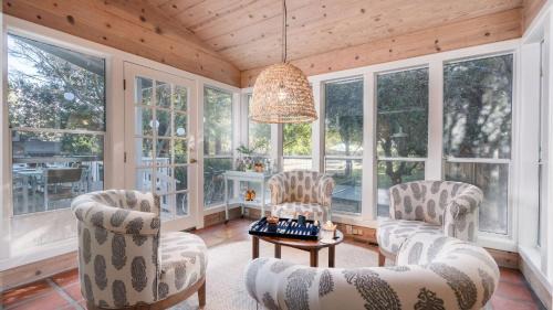 Santa Rosa House | Clementine by AvantStay