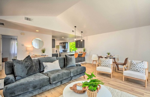 Grants Pass Apartment | Close to Parks & Brews: Sunny Grants Pass Apt!