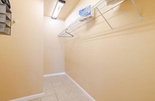 Riverside House | Close to UCR campus! Free parking! King beds!