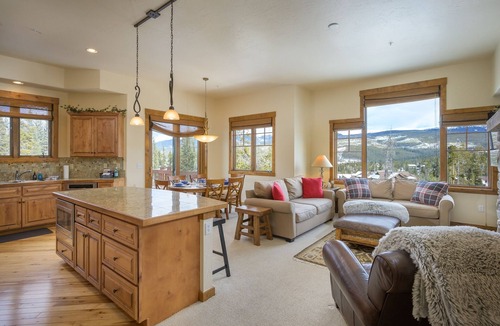 Bear Crossing House | Cloudline Chalet 3 Bedroom Townhouse