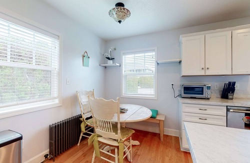 Seaside House | Coastal beach retreat with deck, grill, fireplace, washer&dryer, and free WiFi