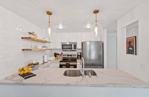Rio del Mar Condo | Coastal Bungalow - Steps From Rio Del Mar Beach!