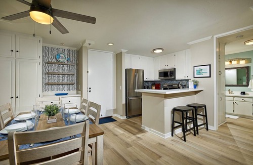 Townsite Condo | Coastal One-Bedroom Haven with Ocean Peeks and Serene Gardens