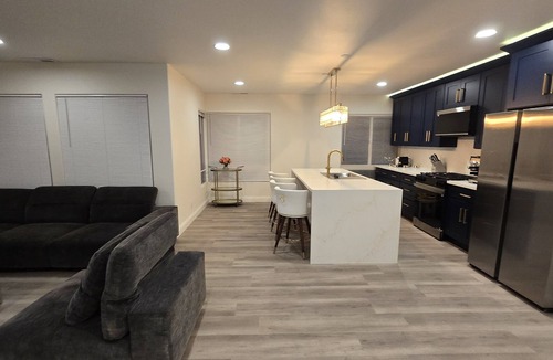 Pacific Grove Condo | Coastal Retreat. Ocean View. Walk to Beach & Dine.