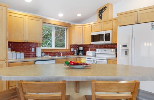 Neahkahnie Beach House | Coastal View by Manzanita Beach Getaway: Ocean Views, Dog-Friendly & Great Deck