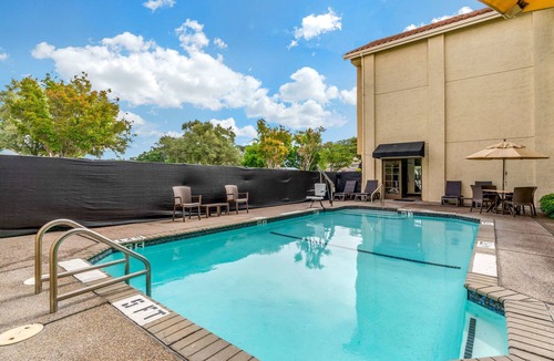 Fairfield Hotel | Comfort Inn Cordelia