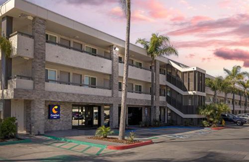 Midway District Hotel | Comfort Inn Sea World Area