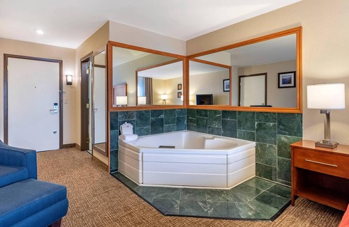 Altamont Hotel | Comfort Inn & Suites Klamath Falls