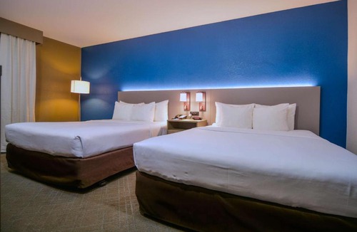 Moreno Valley Hotel | Comfort Inn & Suites Moreno Valley near March Air Reserve Base