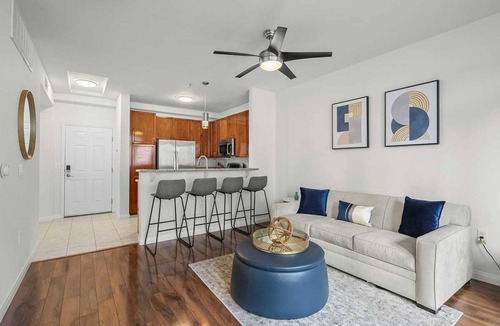 Gaslamp Quarter Condo | Comfortable Charmer in the Marina