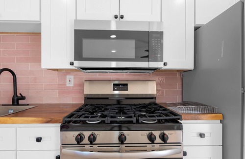 La Mesa House | Comfy Sundance Casa AC Grill Yard Spa