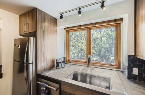 Whittier Apartment | Convenient 2 BDR near all things Downtown Boulder