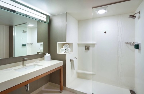 Hawthorne Hotel | Courtyard by Marriott Los Angeles LAX/Hawthorne