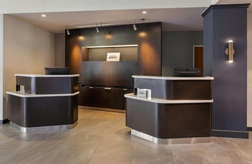 Southeastern Sacramento Hotel | Courtyard by Marriott Sacramento Midtown