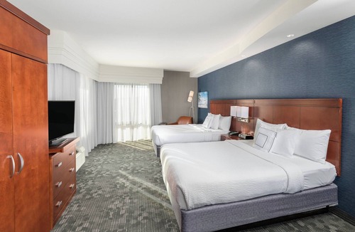 Ivey Ranch - Rancho Del Oro Hotel | Courtyard San Diego Oceanside