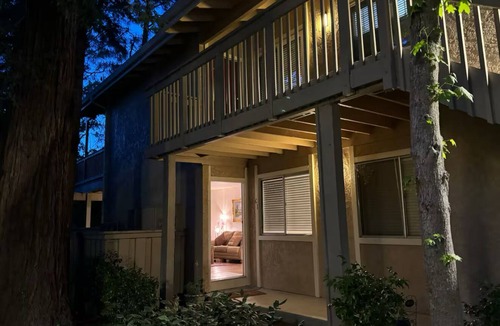 Concord Apartment | Cozy 1-bedroom apartment in beautiful Concord 1 mile away from concord pavillion
