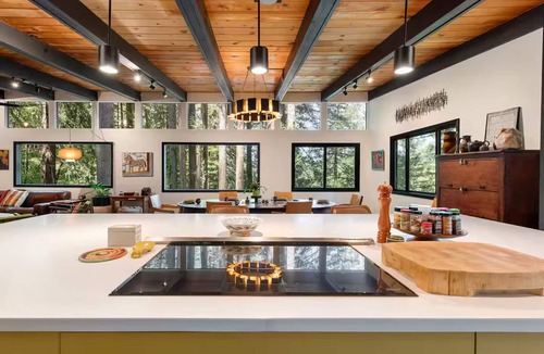 Camp Meeker House | Cozy 2-BR Stay w/PVT Decks & Scenic Forest Views