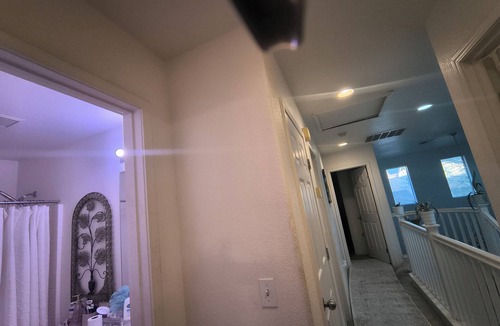 Las Vegas Bed & Breakfast | Cozy and classy, comfortable bed close to strip